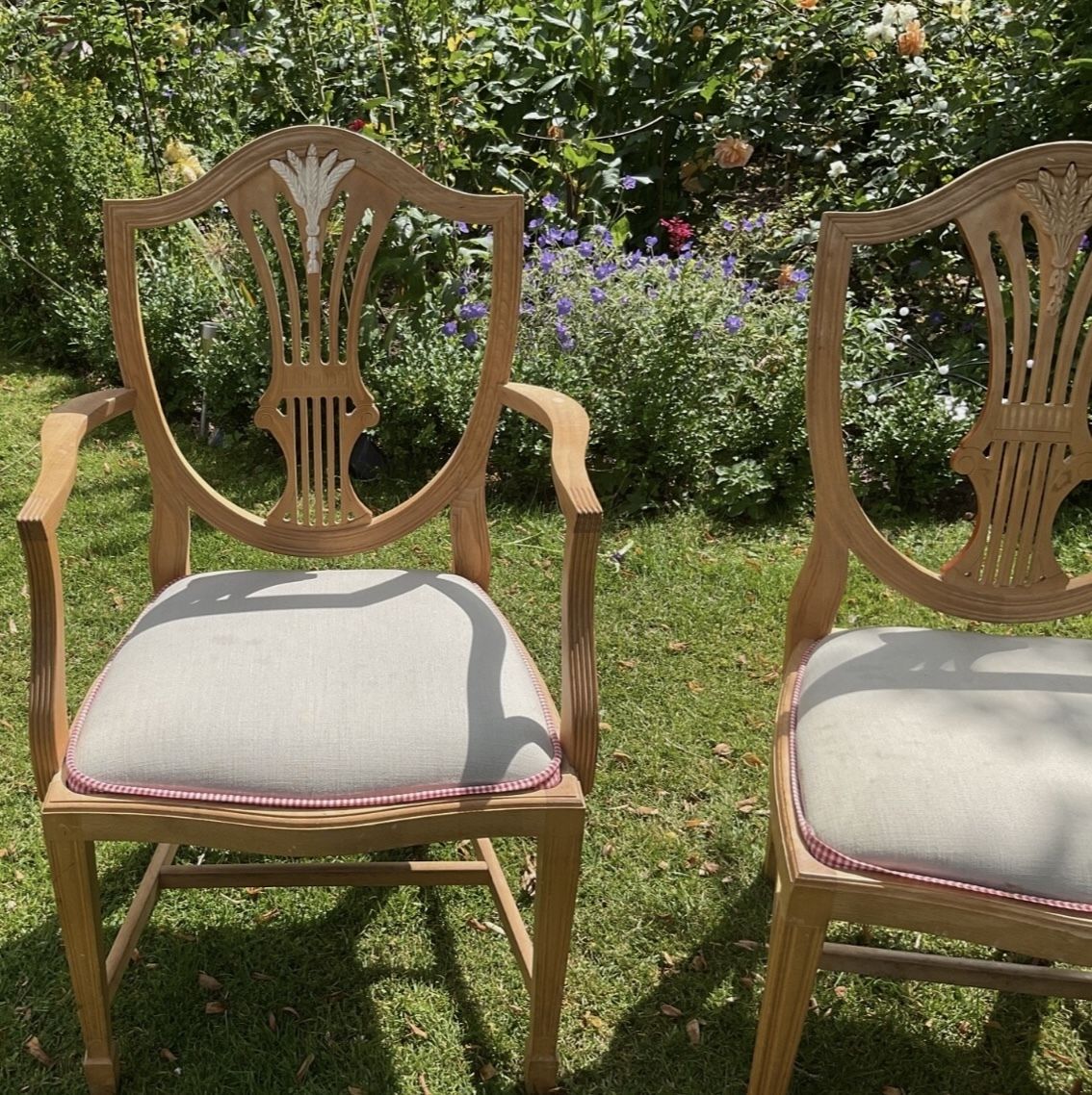 X4 Bradley’s Solid Hardwood Chairs X3 & Carver Classic Furniture photo furniture