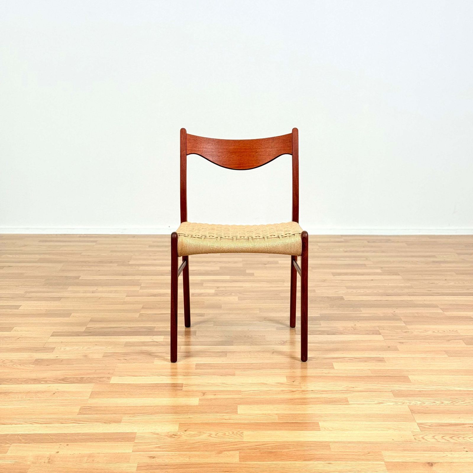 Single Dining Chair In Teak By Arne Wahl Iversen For Glyngøre Stolefabrik, Model 'Gs60' photo for sale