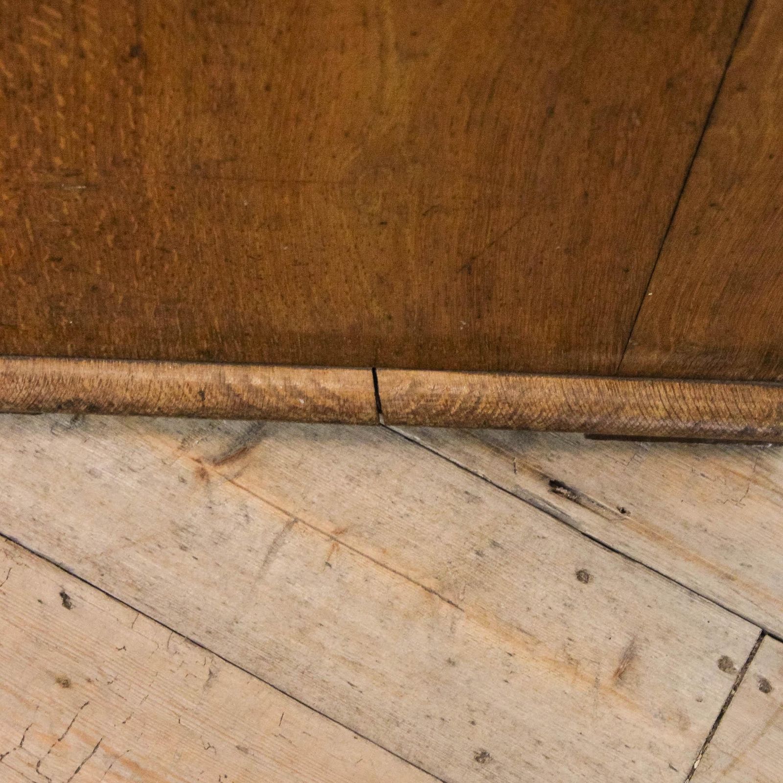 photo for sale Antique 19th Century Oak Chest Of Drawers | Antique Storage | Bedroom Drawers | Antique Chest Of Drawer