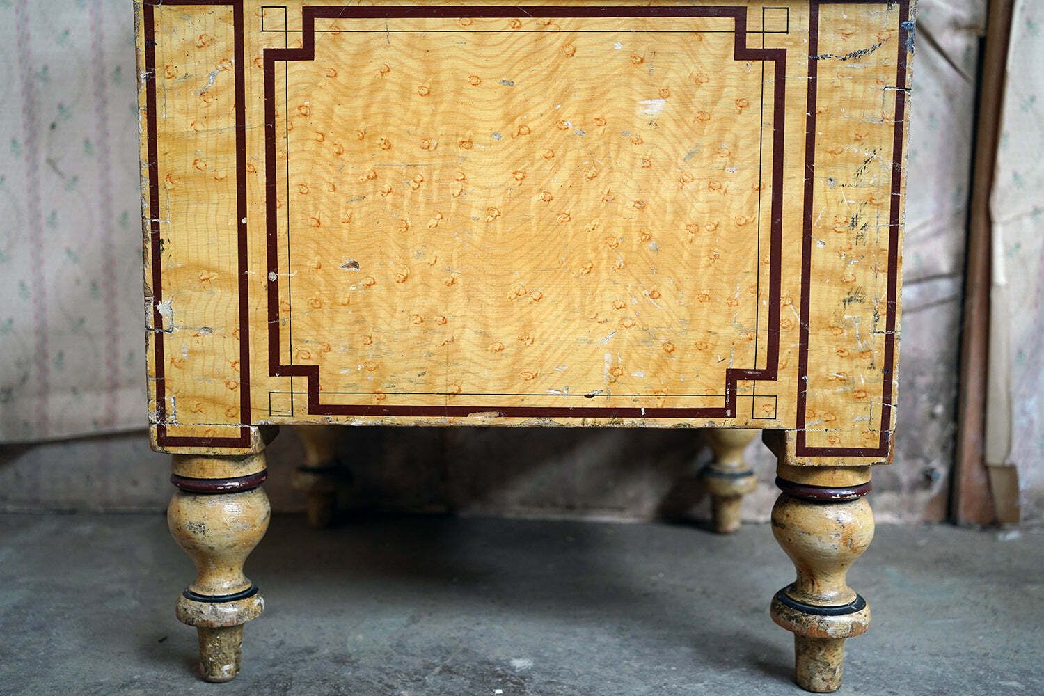 An Early Victorian Birdseye Maple Simulated Painted Pine Commode C.1840 50 photo for sale