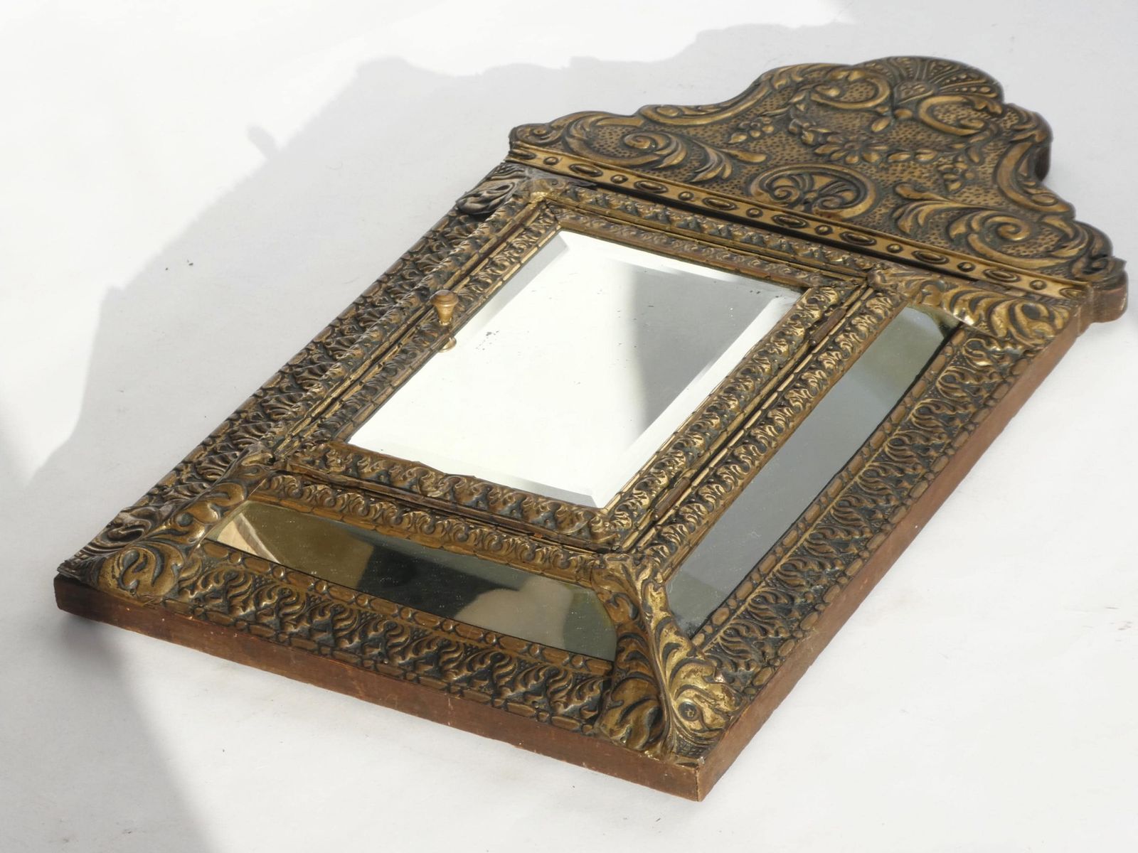Antique Dutch Brass Wall Cabinet With Mirrors, Small Ornate Repousse Cabinet, Wall Hanging photo vintage