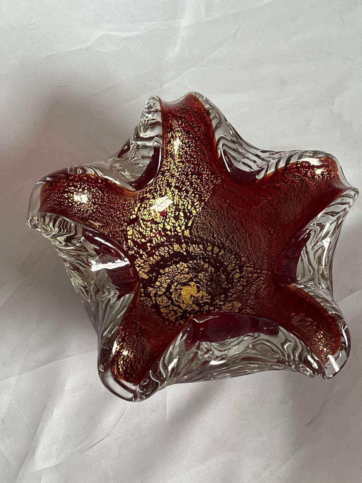 Murano Barovier & Toso 1960’s Ruby Red And Gold Fleck Art Glass Bowl Ribbed
