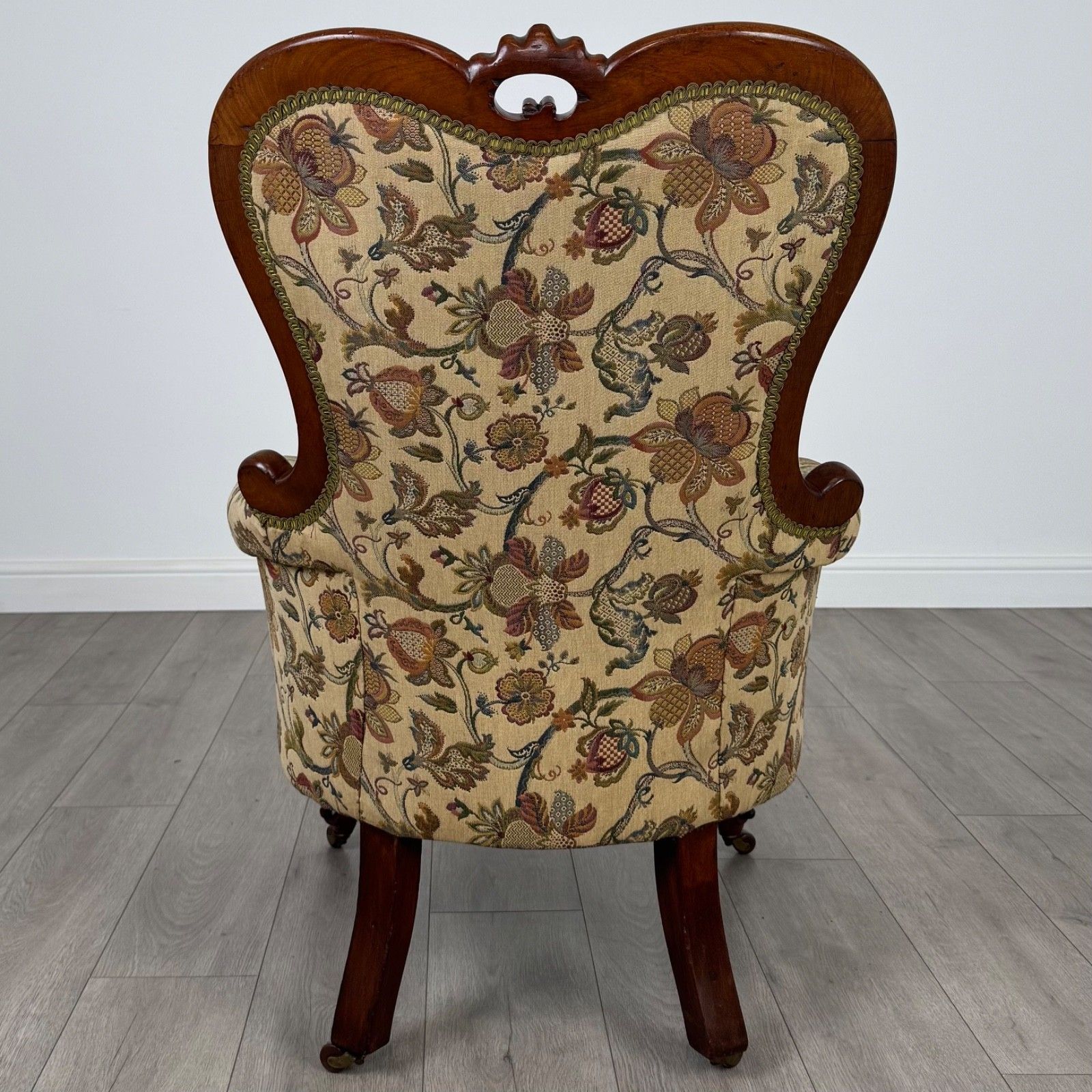 Antique 19th Century Fine Quality Armchair In Walnut photo Furniture