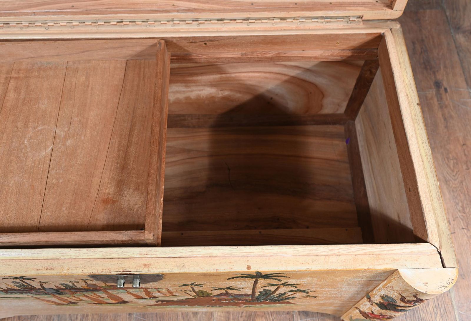Antique Chinese Camphor Chest Luggage Box Painted 1910 photo vintage