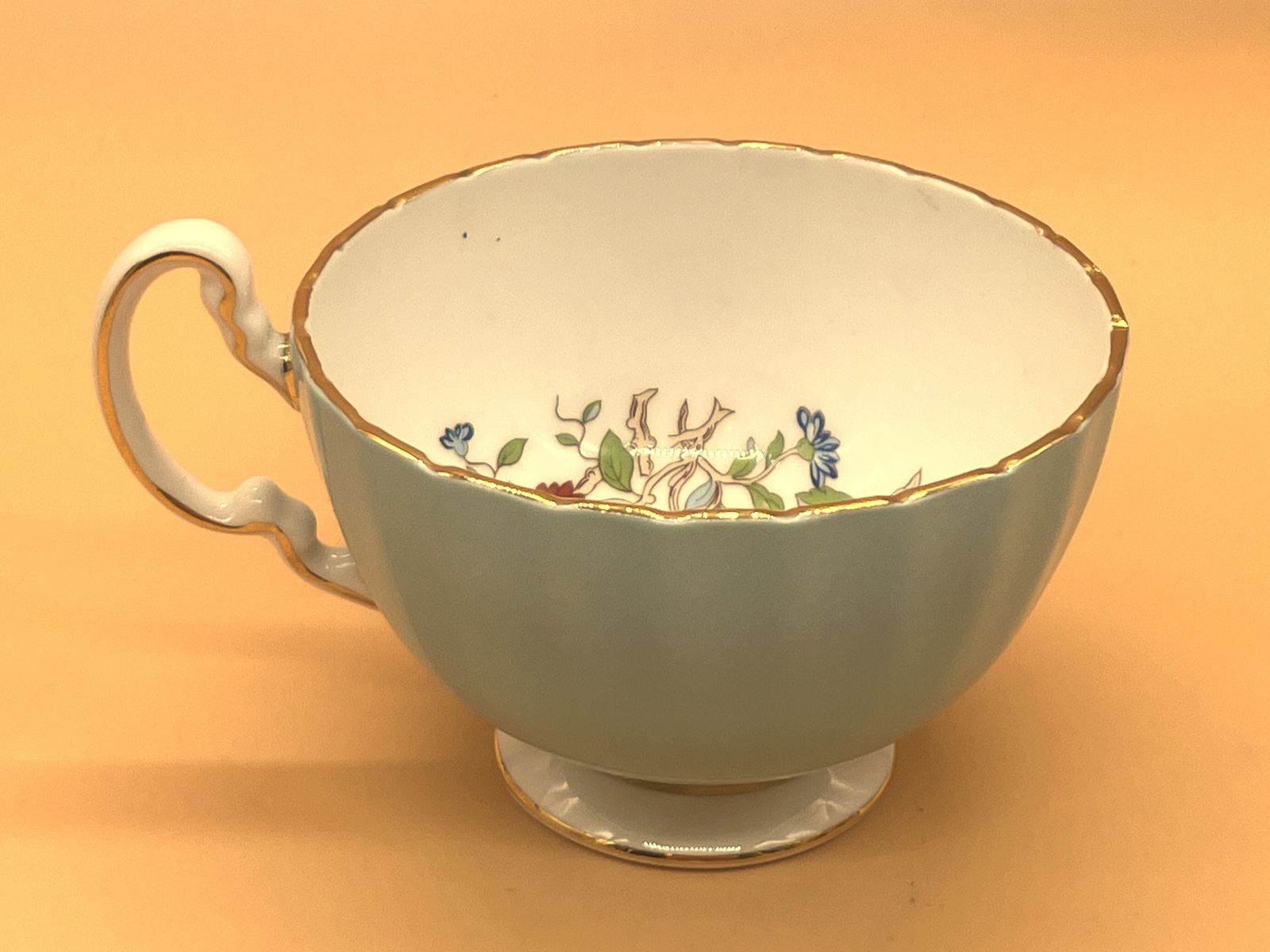 Aynsley China Oban Shape Pembroke Design Turquoise Cabinet Tea Cup & Saucer Duo. photo furniture