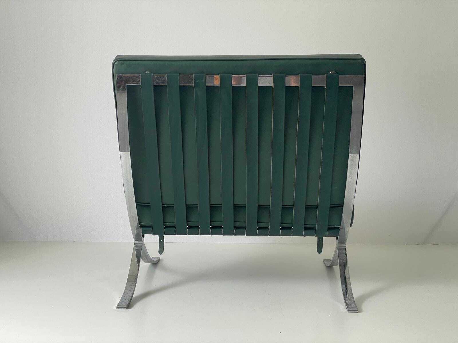 Barcelona Chair By Ludwig Mies Van Der Rohe For Knoll photo vinterior