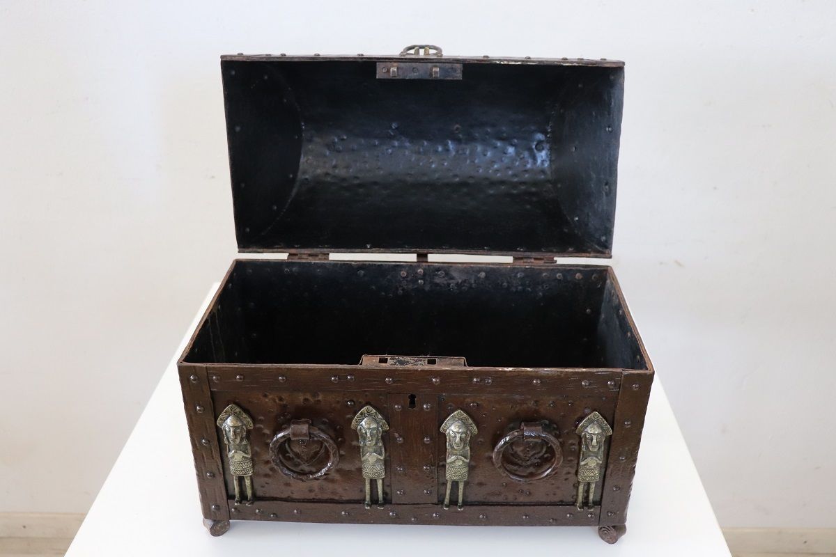 Decorative Box In Iron, 1910s, Antique photo furniture