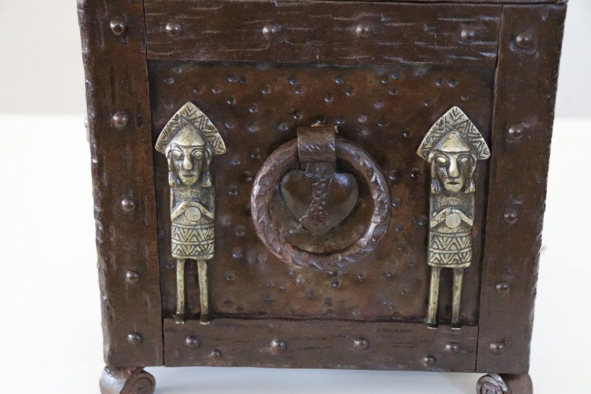 Decorative Box In Iron, 1910s, Antique photo vinterior