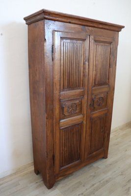 photo vinterior Antique Wardrobe In Poplar Wood, 1800s