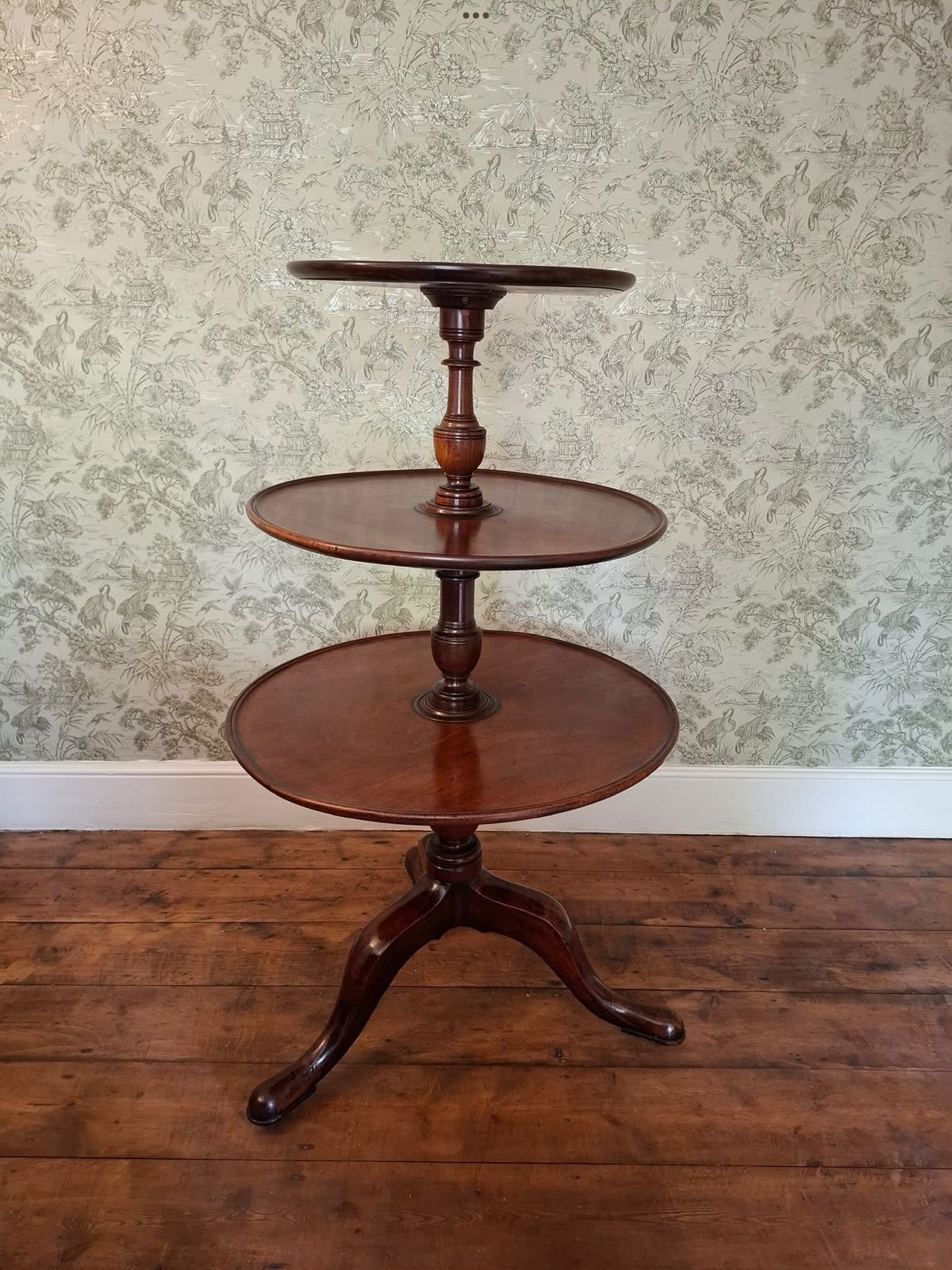 18th Century Georgian Mahogany 3 Tier Spinning Dumb Waiter