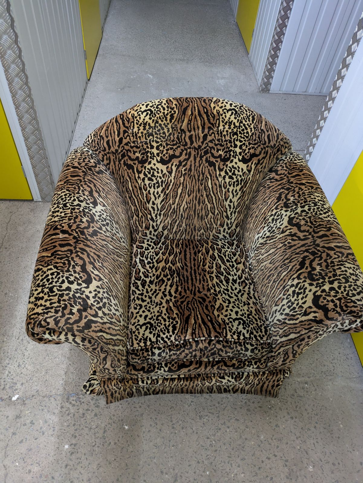 Luxurious Animal Print Velvet Armchairs X2   Good Condition photo Furniture