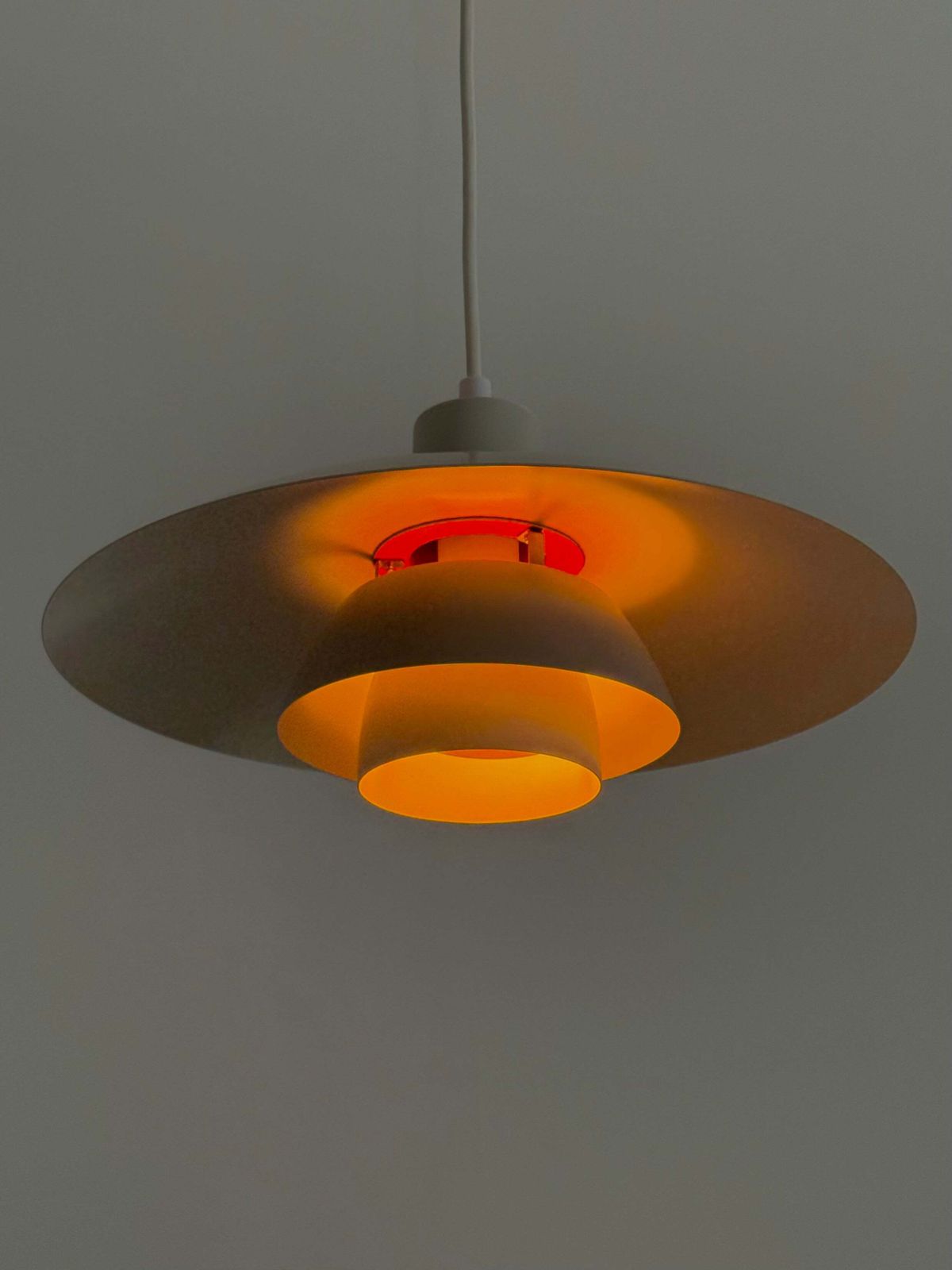 Ph5 Pendant Lamp Purple By Poul Henningsen For Louis Poulsen photo for sale