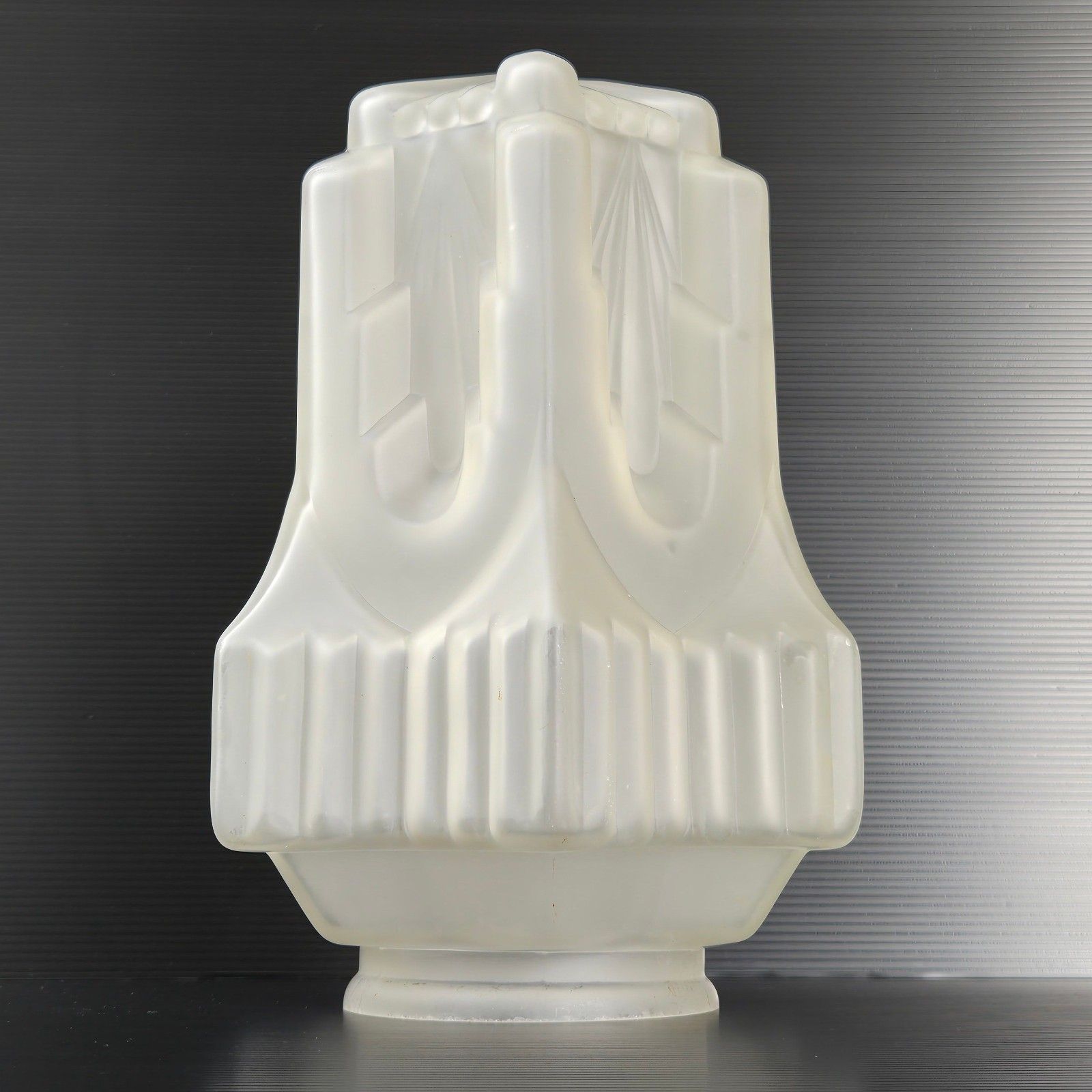 Art Deco 1920 1930 Streamline Skyscraper Opaque Glass Lampshade Globe 20s 30s photo furniture