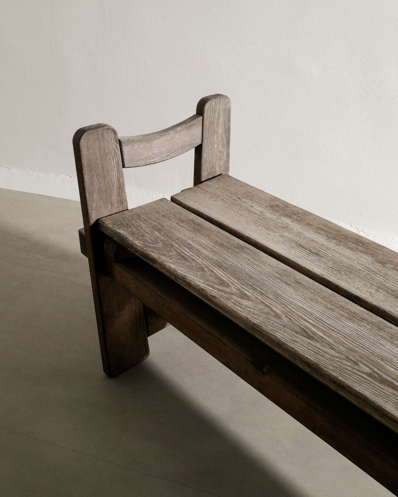 Swedish Mid Century Modern Wooden "Skoga" Bench In Stained Pine By Axel Einar Hjorth For Nordiska Kompaniet, 1930s photo vinterior