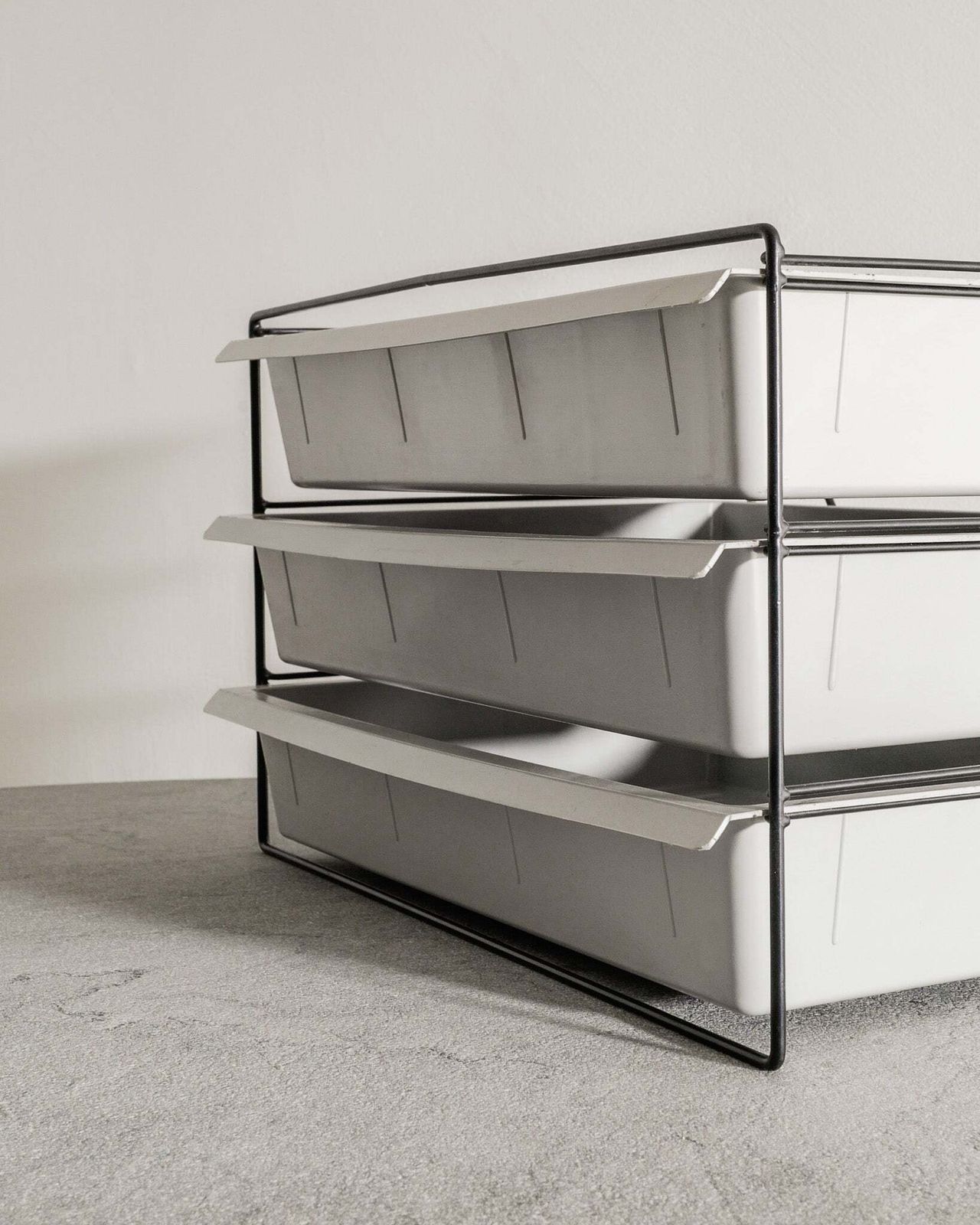 French Mid Century File Magazine Rack In Black Metal & Grey Plastic Drawers By Charlotte Perriand, 1950s photo for sale