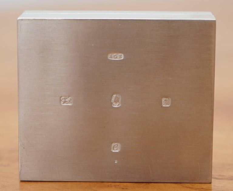photo furniture One Off Winsor & Newton Queen Elizabeth Jubilee Sterling Silver 1977 Artist Box