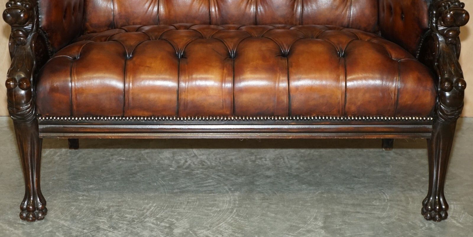 Restored Antique Lion Hand Carved Brown Leather Chesterfield Sofa Armchair Suite photo vinterior