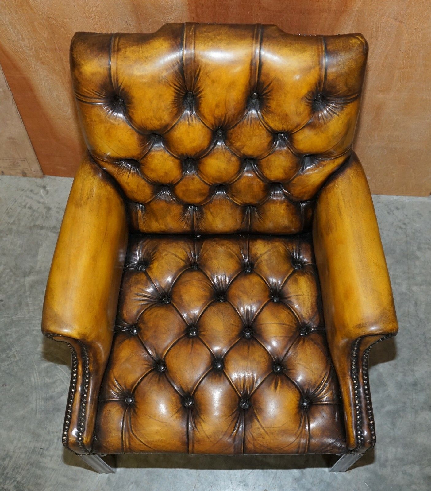 Eight Restored Brown Leather Thomas Chippendale Chesterfield Club Armchairs 8 photo 20000.0