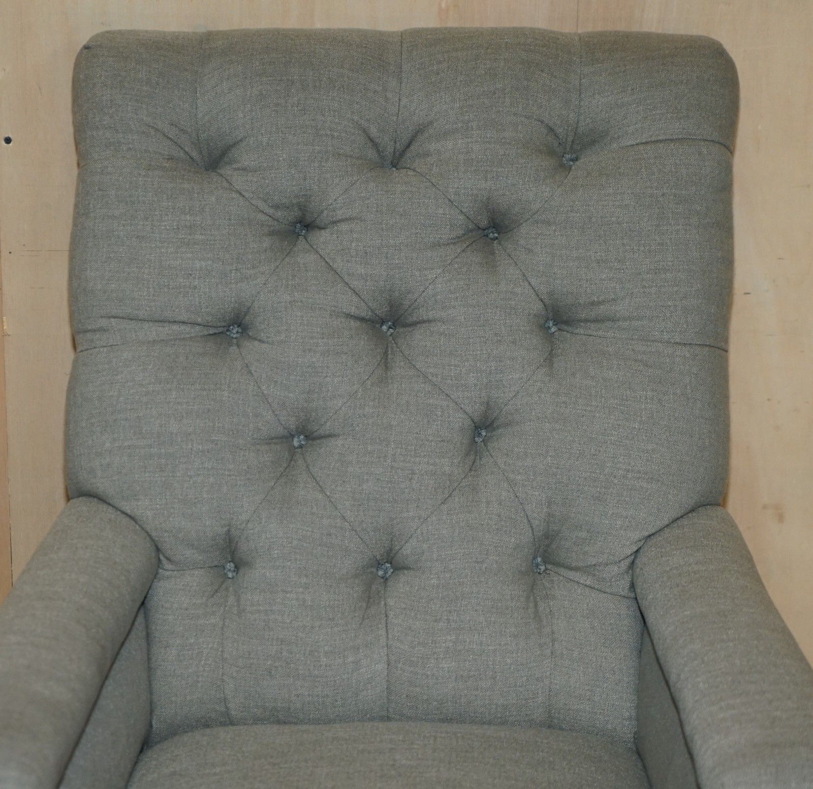 photo vintage Fine Pair Of Antique Original William Morris & Co Edinburgh Stamped Armchairs