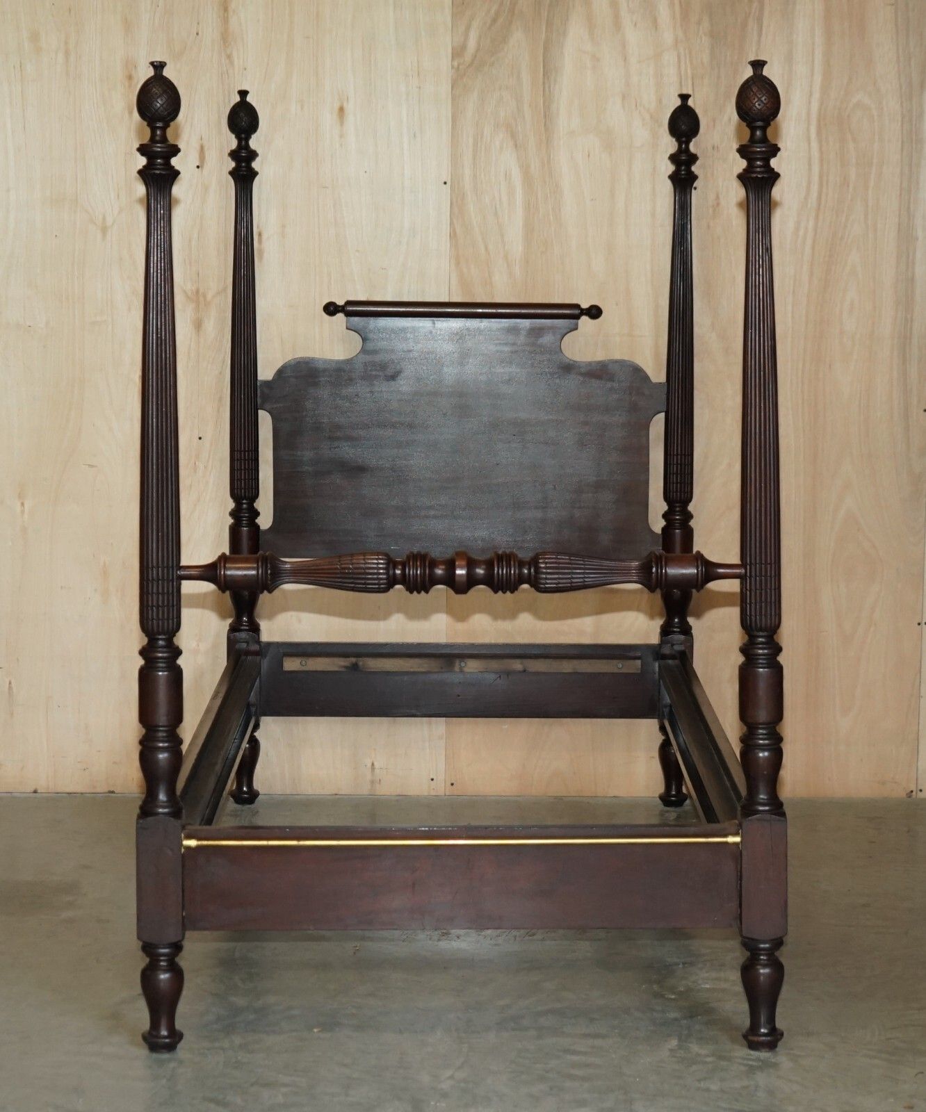 Circa 1800 American Federal Mahogany Four Poster Bed Frame With Carved Pillars photo furniture