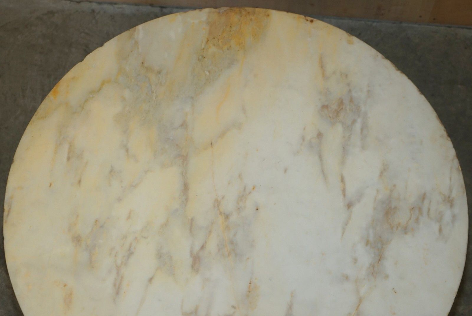 10000.0 Important 19th Century Gilt Brass Dolphin Italian Carrara Marble Centre Table photo