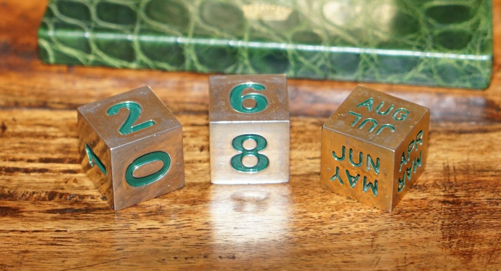 Count Owned £17,000 Asprey 24ct Gold Green Crocodile Leather 7 Piece Desk Set photo 10000.0