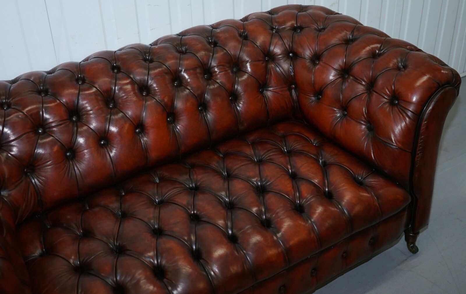 Rare Small 174cm Wide Restored Chesterfield Victorian Whiskey Brown Leather Sofa photo vinterior