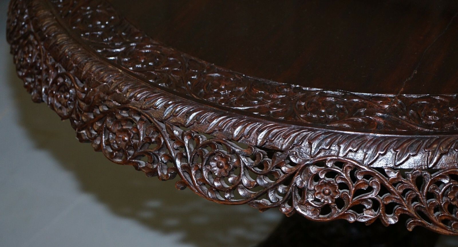 Rare 19th Cenutry Anglo Indian Padauk Table Hand Carved Rosewood Lions & Flowers photo Furniture