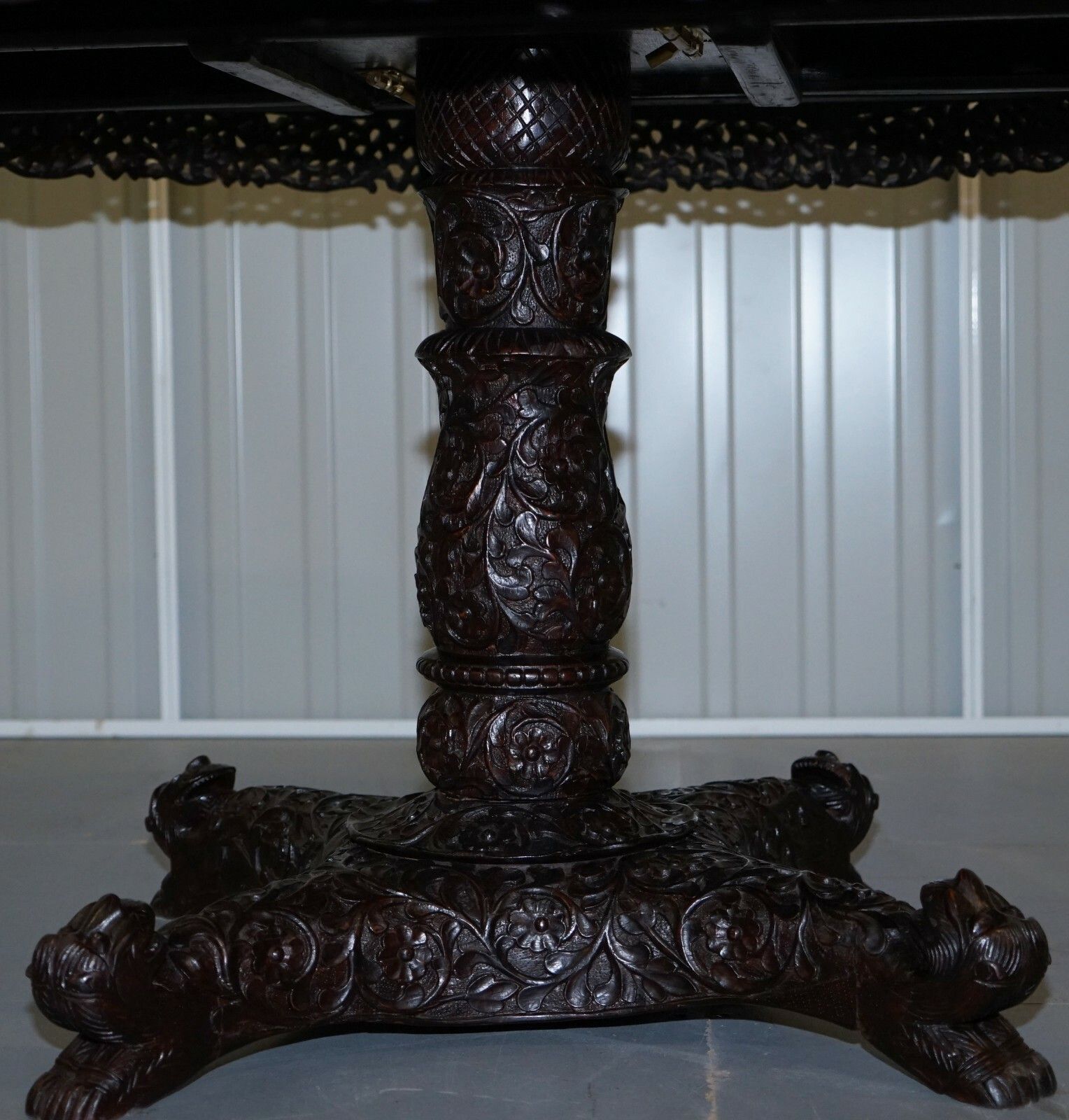 Rare 19th Cenutry Anglo Indian Padauk Table Hand Carved Rosewood Lions & Flowers photo 7500.0
