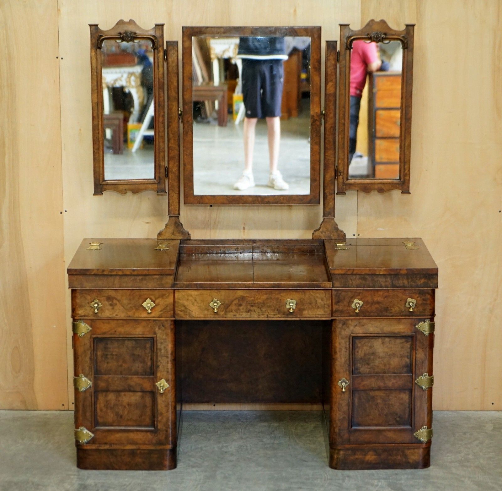 Important Burr & Burl Gothic Antique Dressing Table With Polished Brass Fittings photo furniture