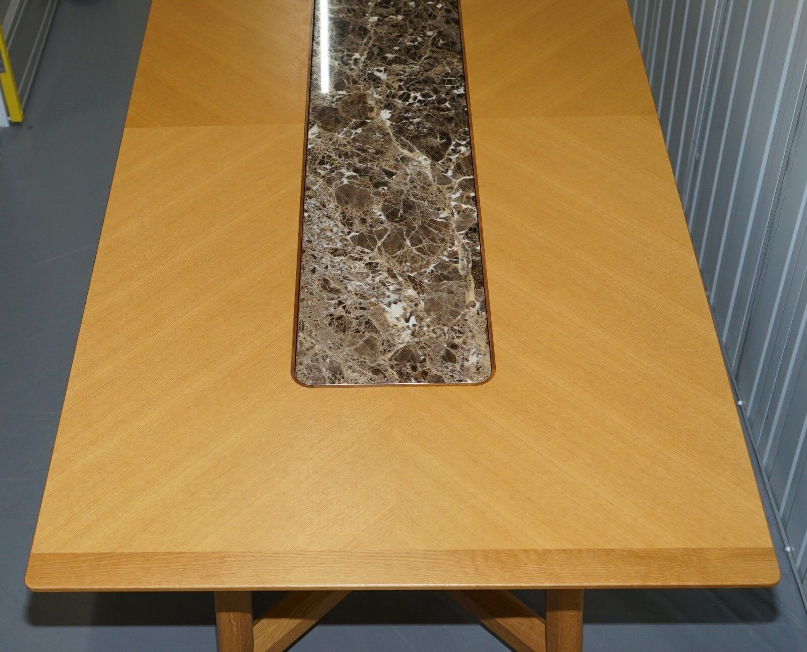 Rrp £14,500 David Linley Newlyn Sycamore Wood & Marble Hayrake Dining Table photo vinterior