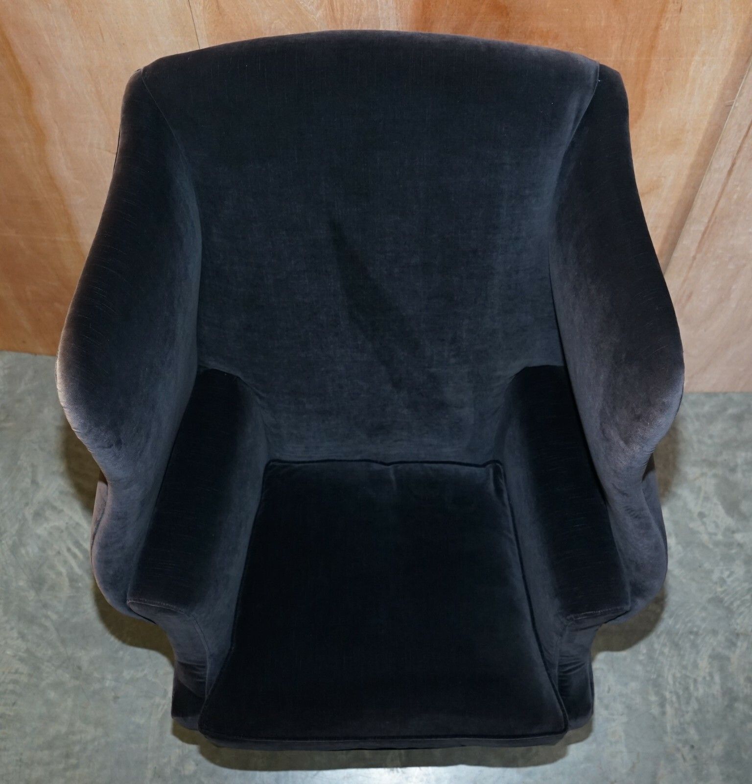 Pair Of Vintage Black Velvet Upholstered George Hepplewhite Wingback Armchairs photo 6486.0