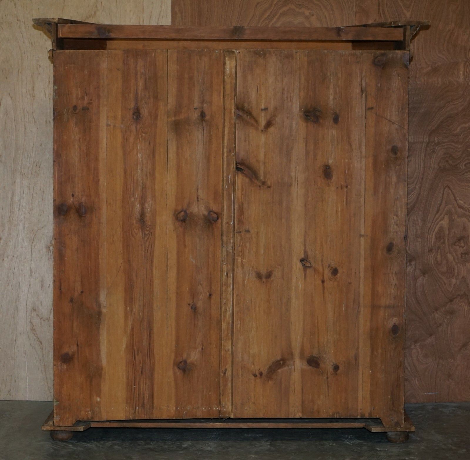 5946.0 Circa 1800 Sublime Hand Painted European Wardrobe Or House Cupboard In Solid Oak photo