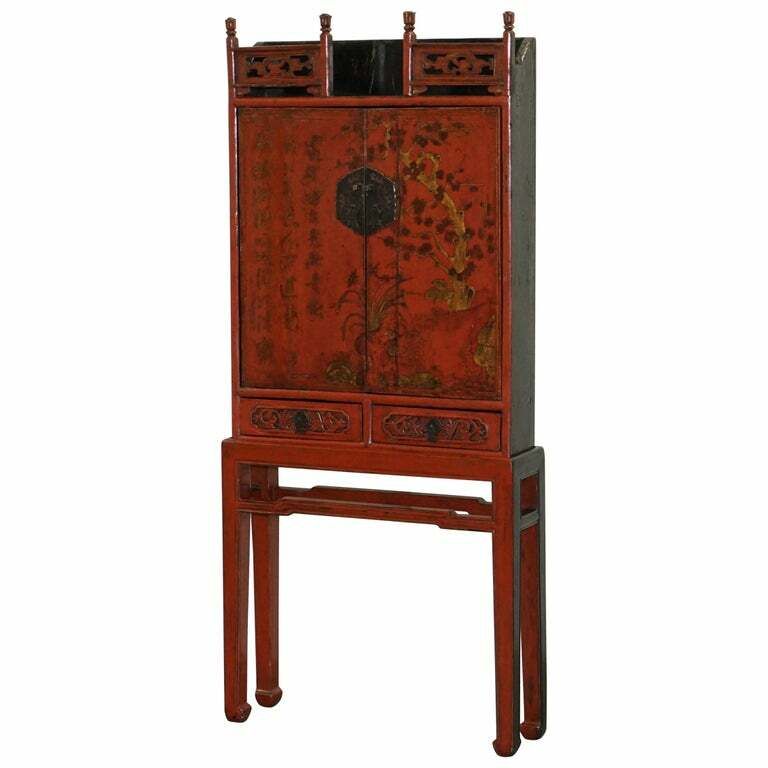 Exquisite Shanxi Province 18th Century Chinese Red Lacquer Cabinet Ornate Carved