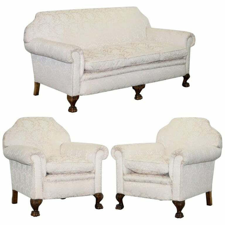 Rare Victorian Damask Upholstery Walnut Carved Lion Paw Feet Sofa Armchair Suite