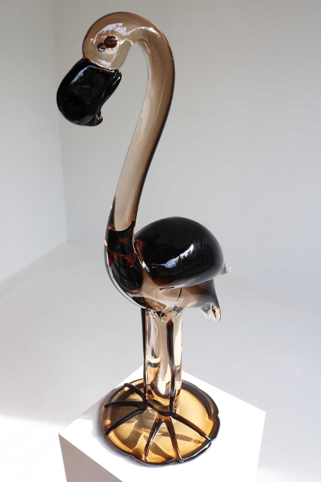 Murano Glas Flamingo Sculptuur Gesigneerd ''Bottaro Murano" Mid Century Italiaans Kunstglas Vogelfiguur Hollywood Regency "19.3 In" photo vinterior