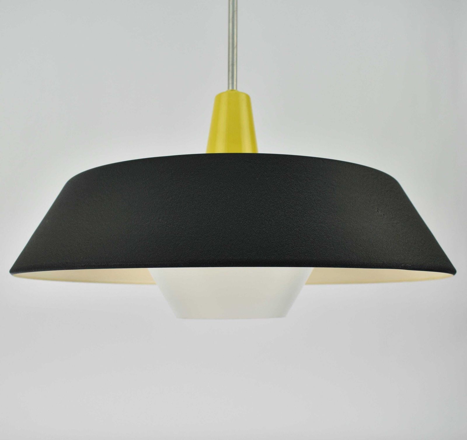 1959 Niek Hiemstra For Philips Model Nb23 Pendant Lamp Mid Century Modern Light Dutch Design | Vintage Ceiling Lamp Black Yellow Louis Kalff photo for sale