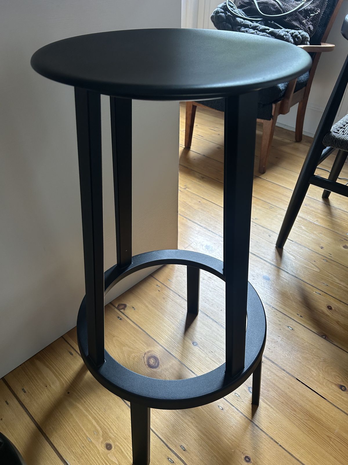 Pair Of Hay Revolver Swivel Bar Stools – Black Metal photo vinterior