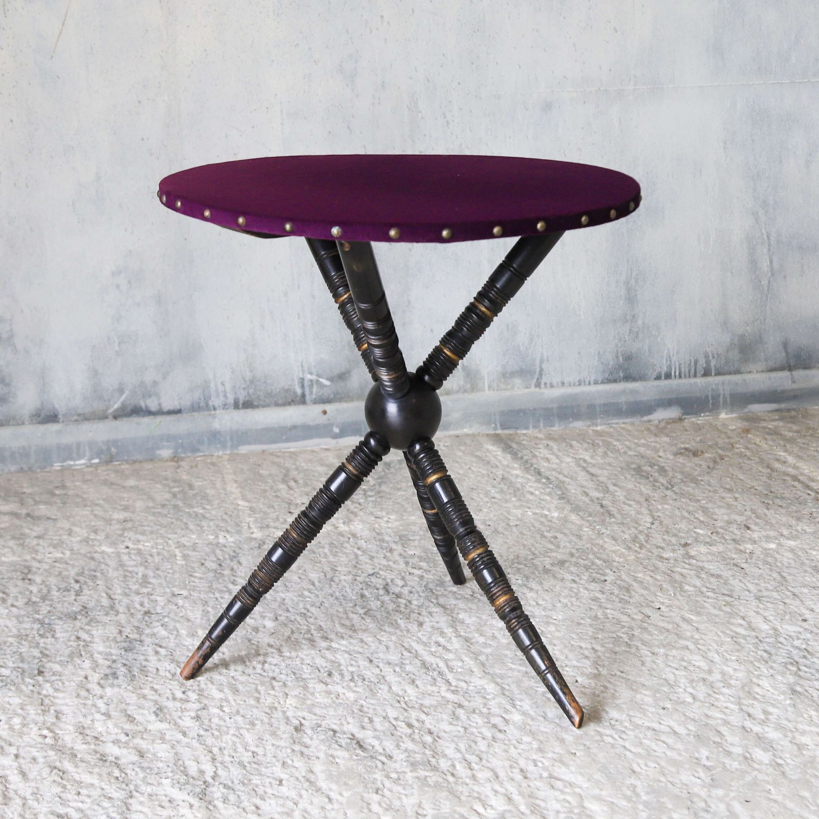 Aesthetic Movement Circular Ebonised ‘Gypsy Table’ In Designer's Guild Purple Velvet photo vinterior