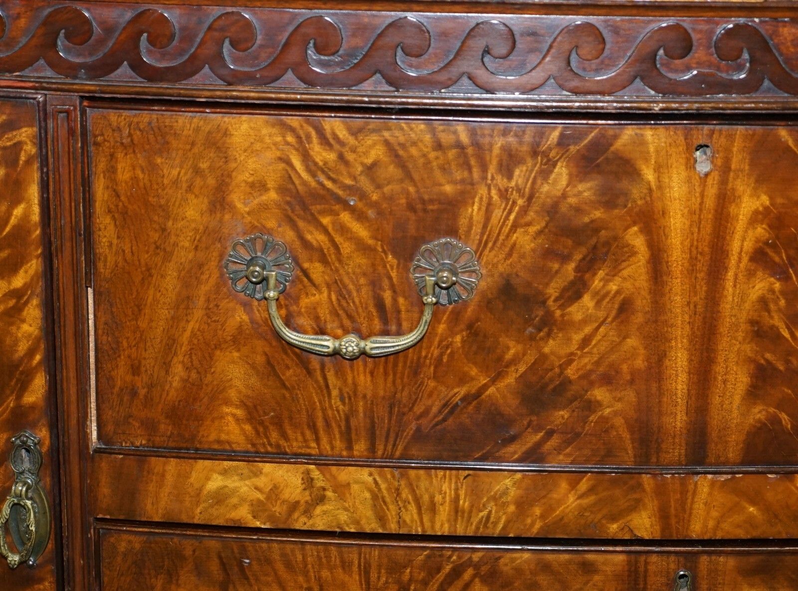Victorian Thomas Chippendale Claw & Ball Feet Sideboard Flamed Curl Mahogany photo buy