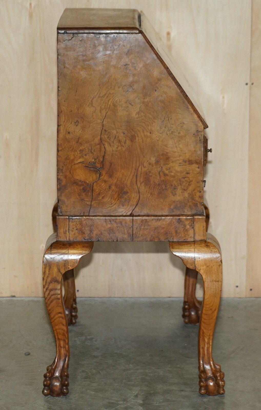 Fine Circa 1800 Pollad Oak Writing Bureau Desk Claw & Ball Hand Carved Legs photo vinterior