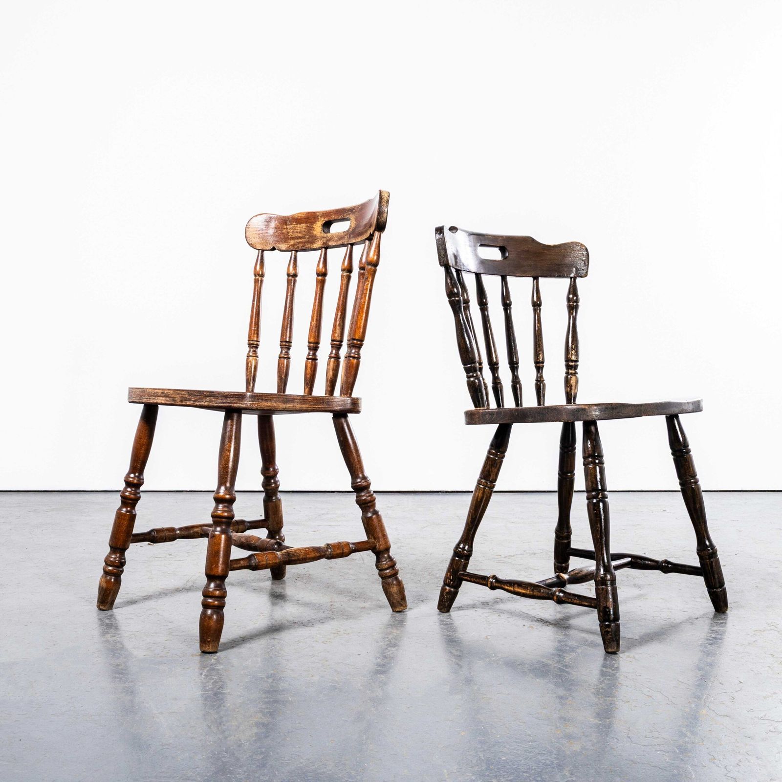 1970’s English Penny Public House Dining Chairs photo 128.0