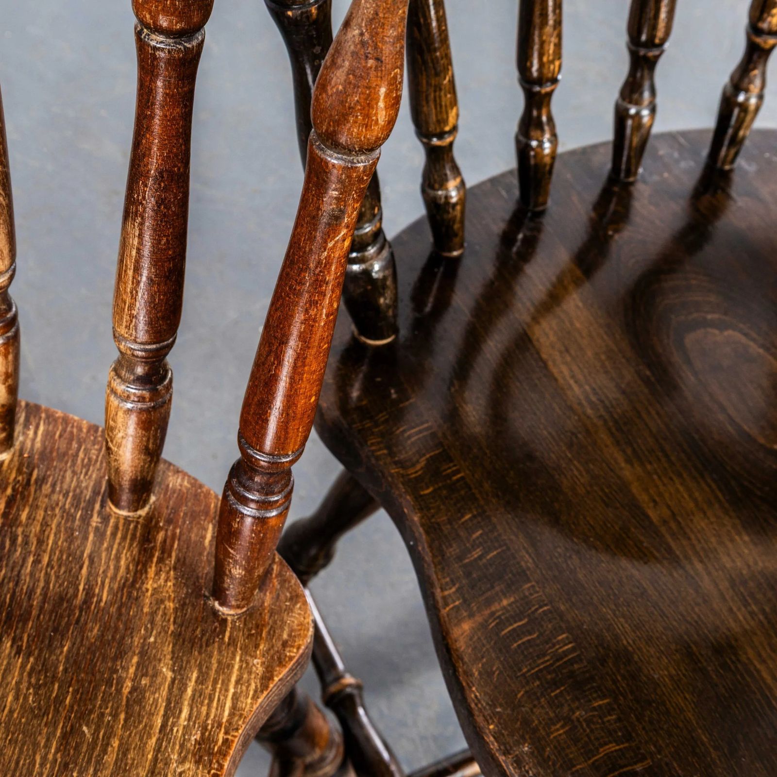1970’s English Penny Public House Dining Chairs photo vinterior