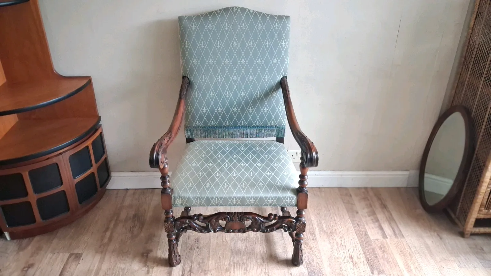 Superb French 19th Century Walnut Baroque Carved Armchair photo vintage