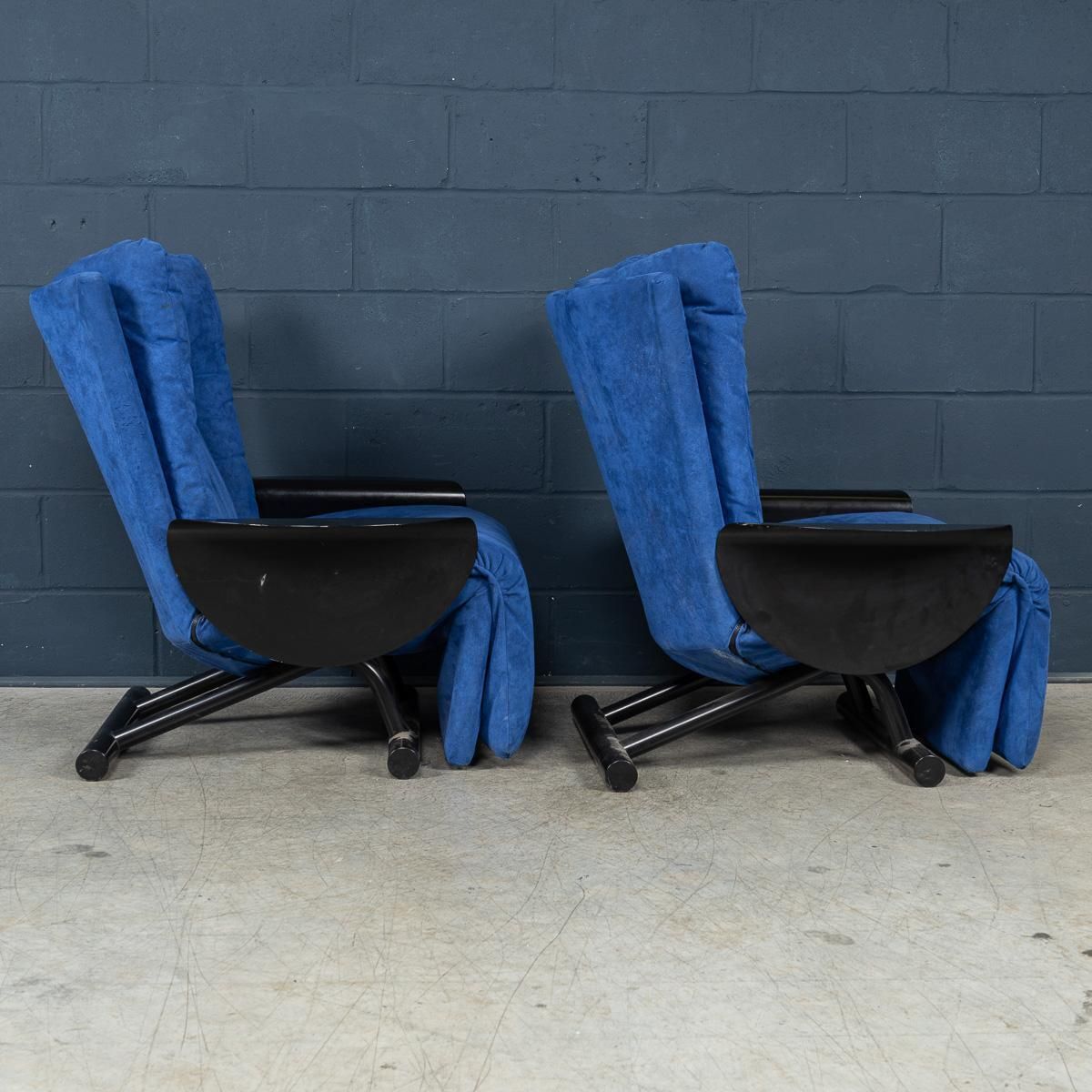 20thc Italian Pair Of Blue Alcantara Leather Reclining Armchairs By Cinova C1980 photo vinterior
