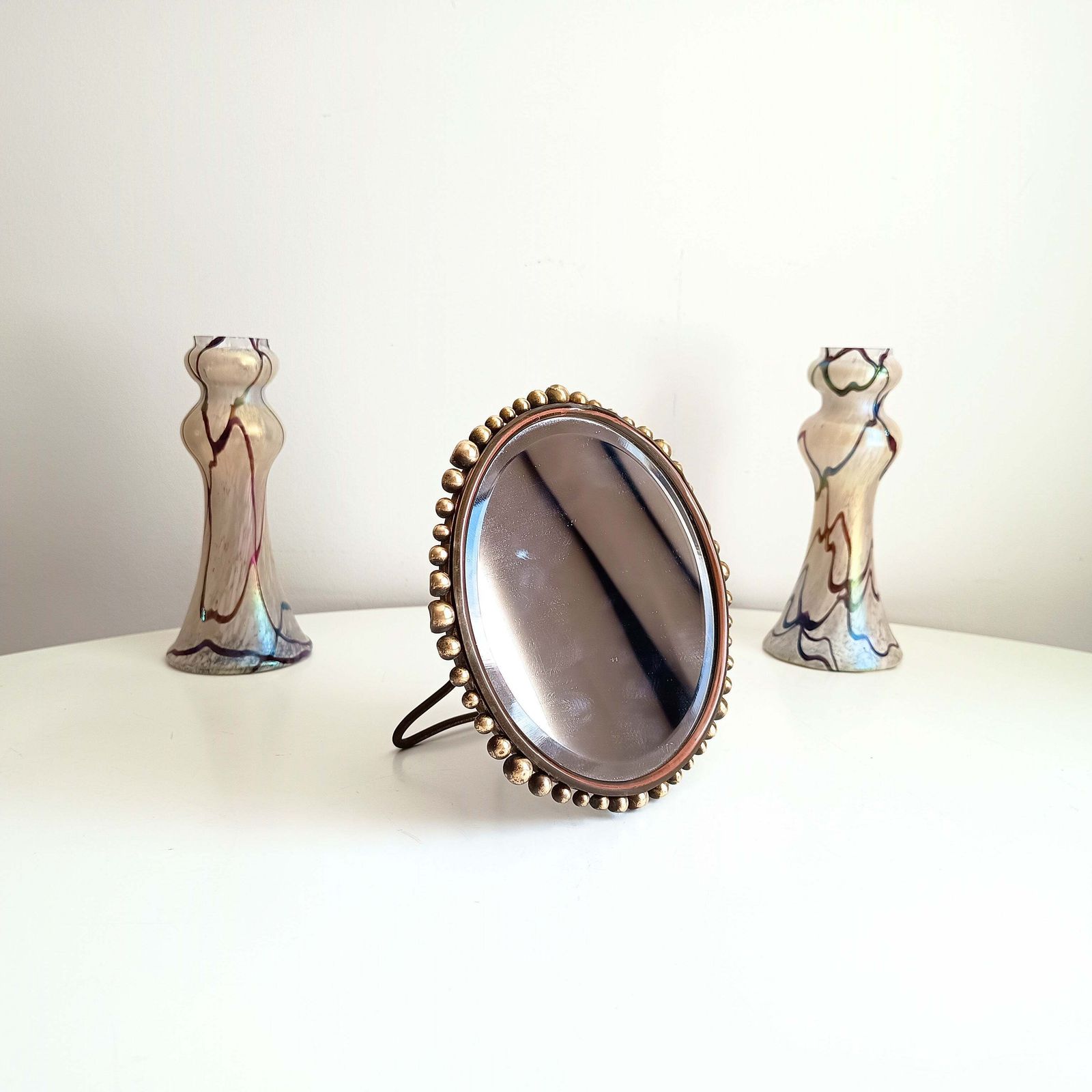 Vereinigte Werkstätten Jugendstil Table Mirror Arts And Crafts Hammered Brass Ball Collier photo furniture