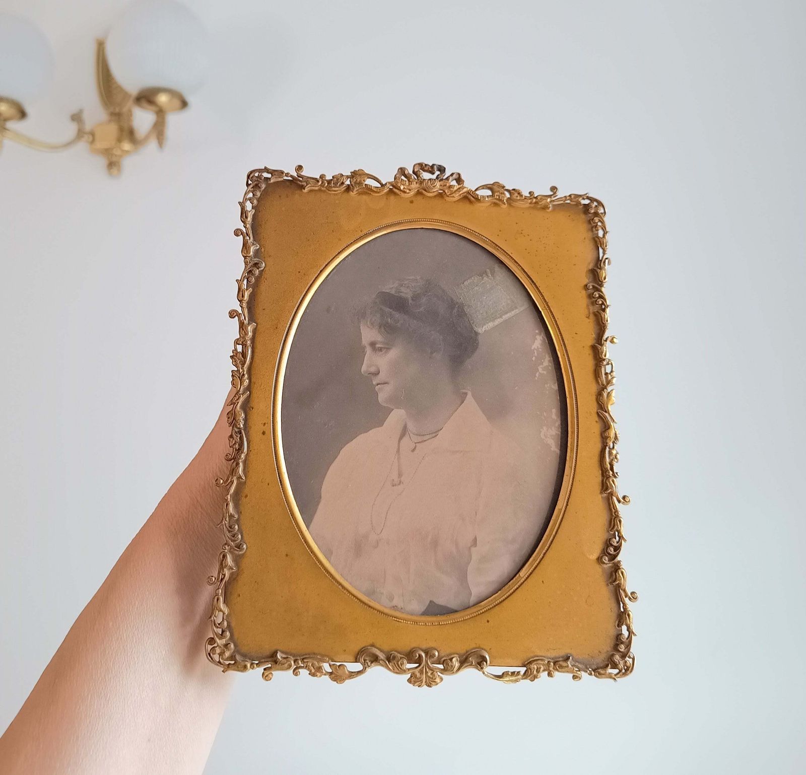 Antique French Gilt Brass Picture Frame With 1900 Photographic Portrait Of An Edwardian Lady – Velvet Back And Dore Bronze Easel Stand photo buy