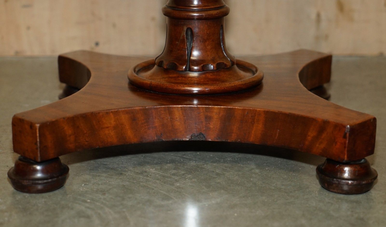 photo vinterior Exquisite William IV Circa 1830 Flamed Mahogany Side End Work Sewing Table