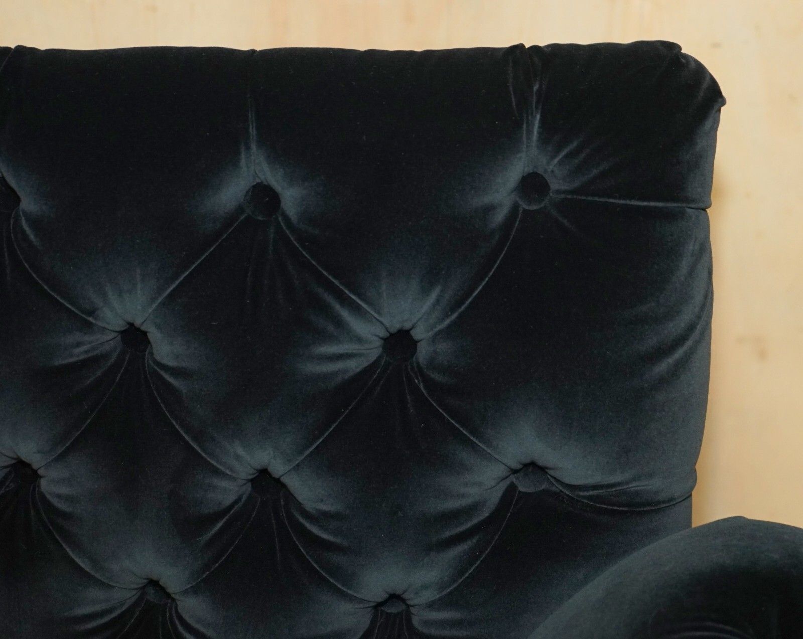 Rrp £7000 George Smith Chelsea Butterfly Black Velvet Chesterfield Armchair photo buy