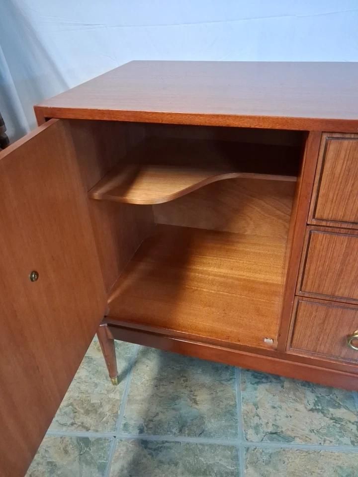 Mid Century Side Board 1960.S Credenza Greaves And Thomas photo 550.0